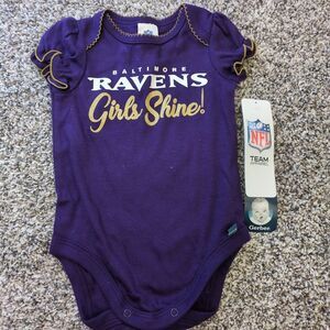 NEW NFL BALTIMORE RAVENS girls one piece 0-3 MONTHS Purple Gold Girls Shine